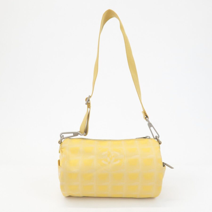 Chanel Shoulder Bag yellow – front view