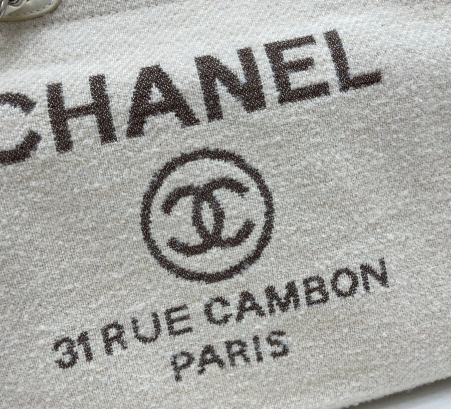 Louis Vuitton Deauville beige bag – front view