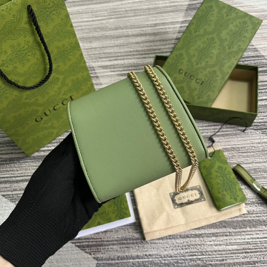 BLONDIE INTERLOCK MINI SHOULDER BAG 12 IN GREEN CALFSKIN GOLD CHAIN | Studio Nafay