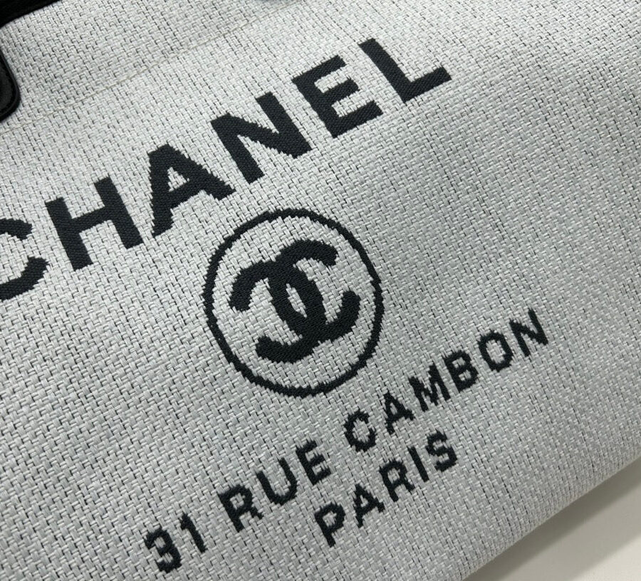 Chanel Deauville gold bag – front view
