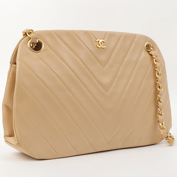 Chanel handbag beige – front view