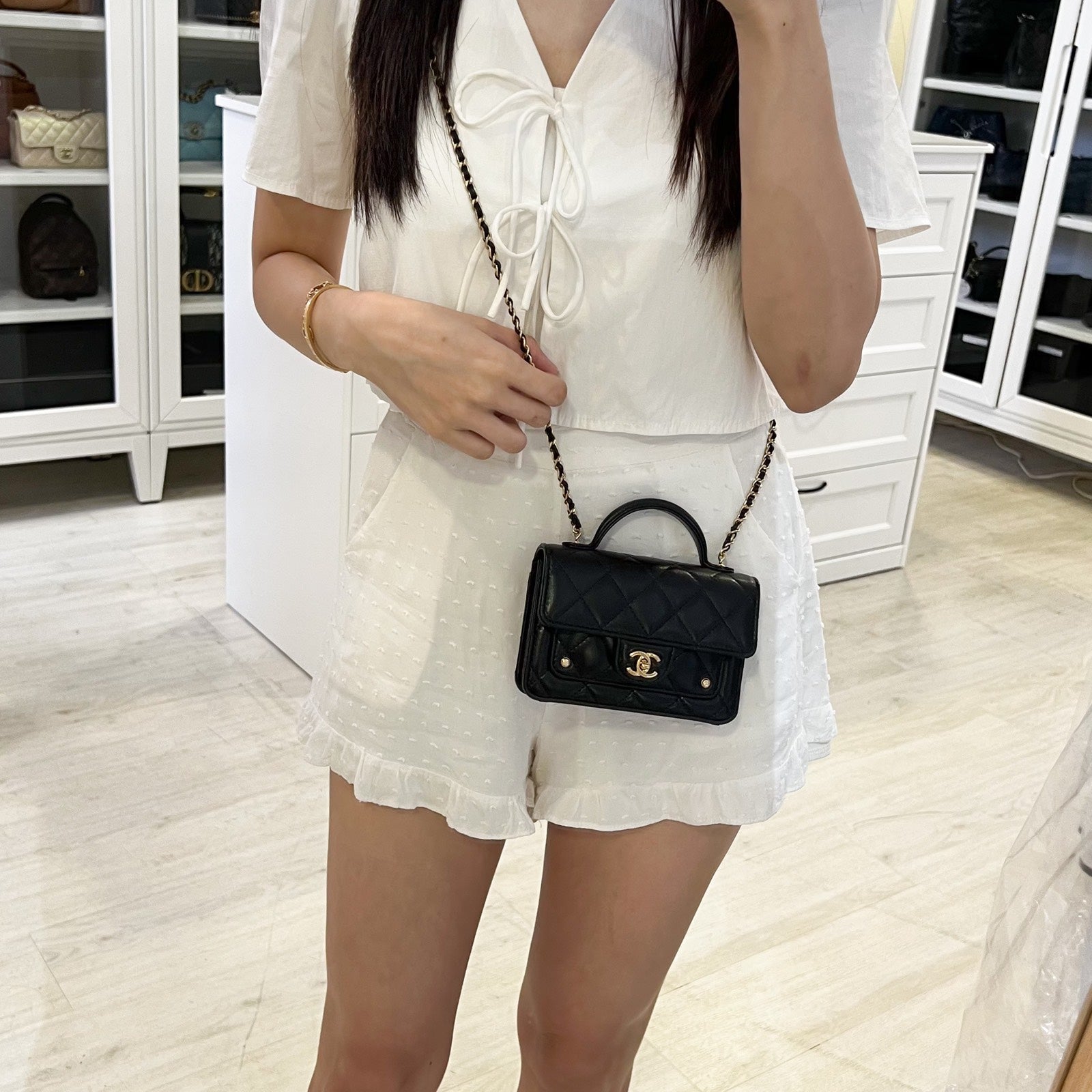 Chanel 25B Mini Clutch On Chain With Top Handle In Black Shiny Lamb…