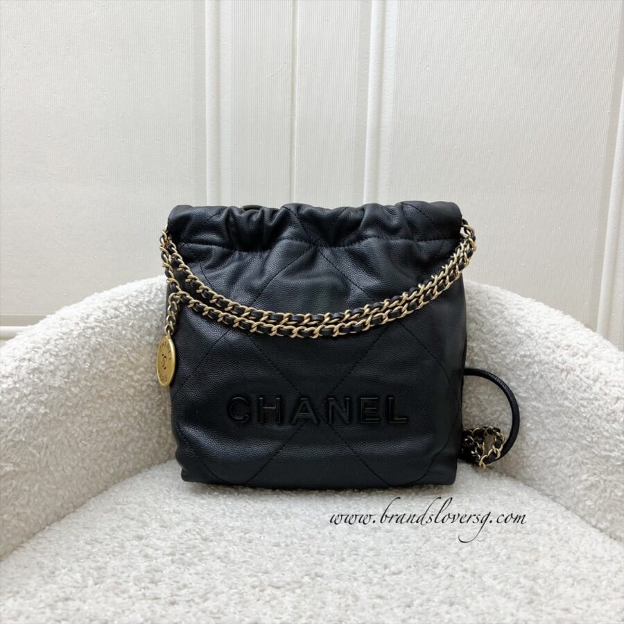 Chanel Hobo black bag – front view