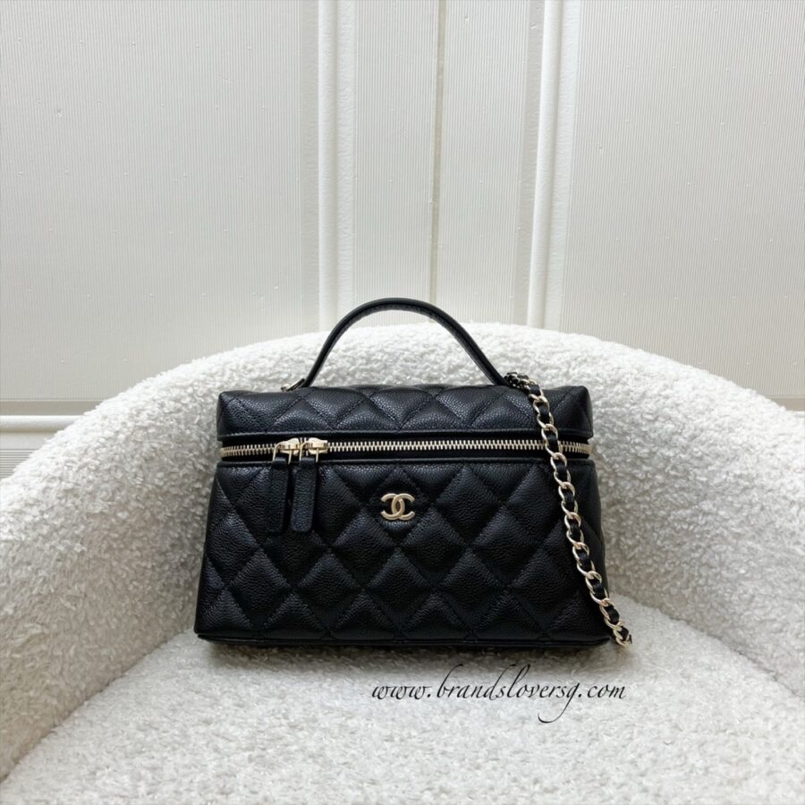 Chanel Clutch black bag – front view