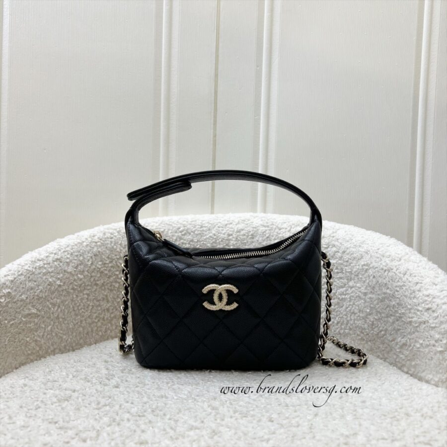 Chanel Clutch black bag – front view