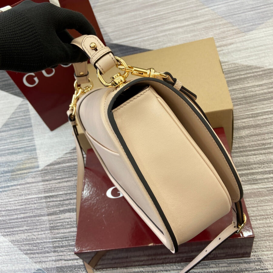 BLONDIE MEDIUM SHOULDER BAG 32 IN BEIGE CALFSKIN GOLD HARDWARE | Studio Nafay